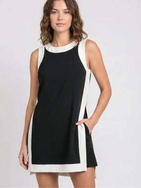 Colorblock Tunic Pullover with Shorts